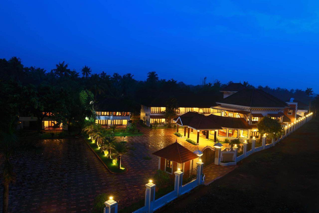 Nihara Resort And Spa Cochin Kochi Exterior foto